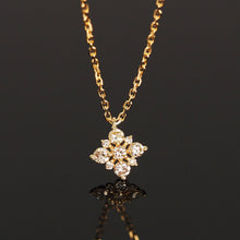 Load image into Gallery viewer, The Diamond Snowflakes Necklace