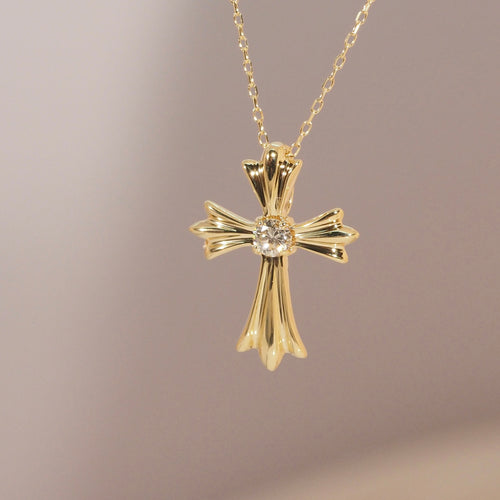 The Spreading Diamond Cross Necklace