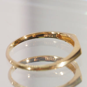 The Golden Oval Ring