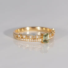 Load image into Gallery viewer, Green Sapphire Dual Diamond Band Ring