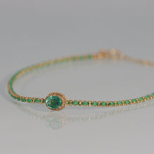 Load image into Gallery viewer, Emerald Beam Bracelet