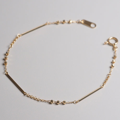 Hikari Gold Chain Bracelet