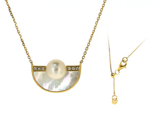 The Pearl Catcher Necklace